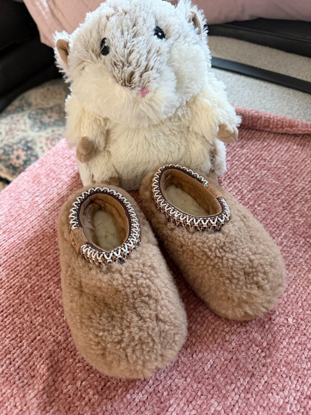 Toddler UGG Tasman Maxi Curly Slippers NEW Size 7